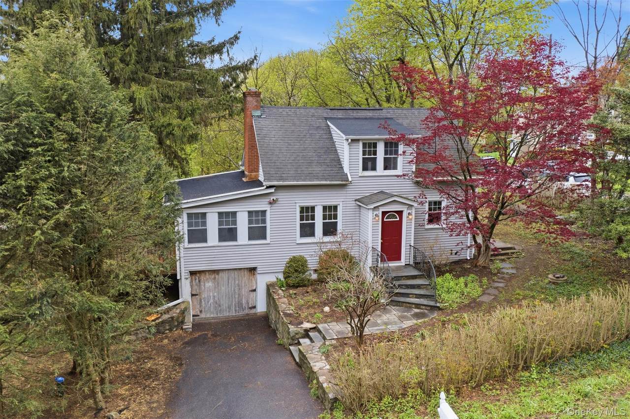 49 Longfellow Drive - Photo 1