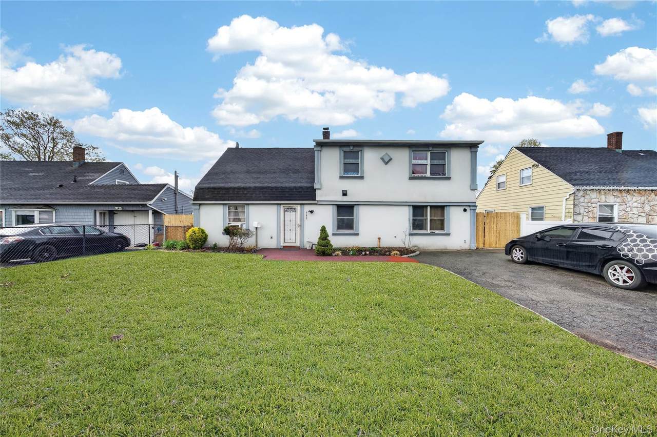 682 Lowell Street - Photo 1