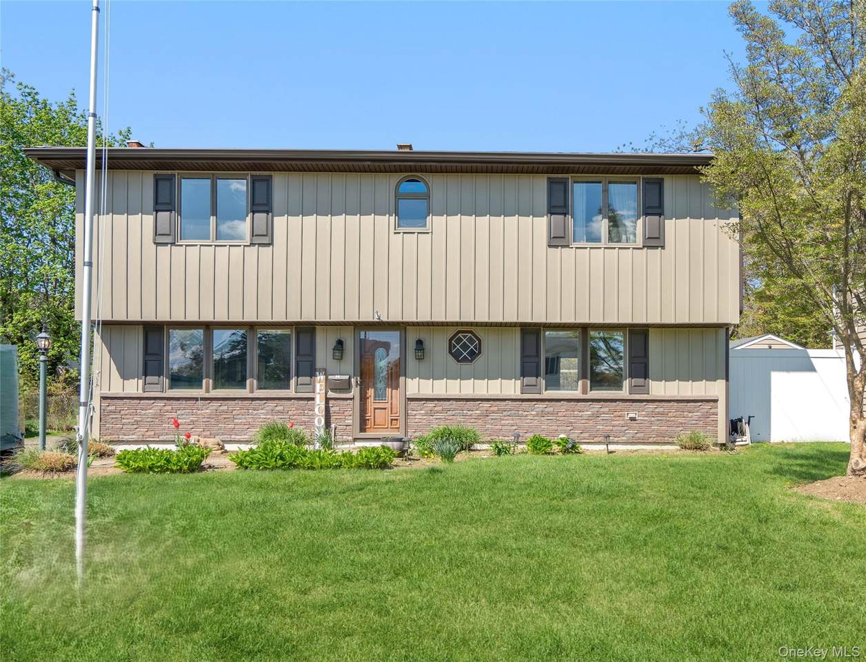 14 Greenway Circle - Photo 1