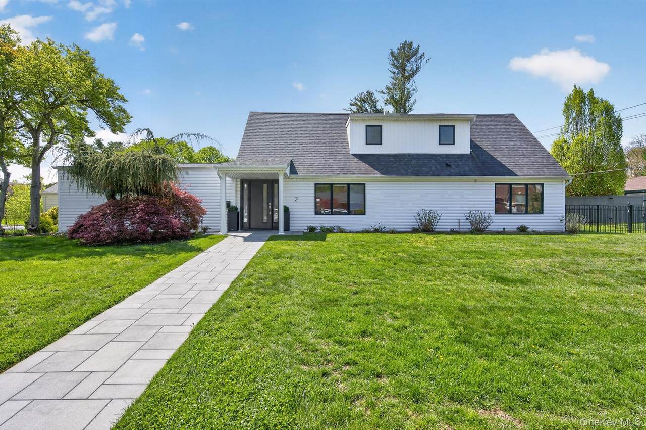 2 Sherwood Lane - Photo 1