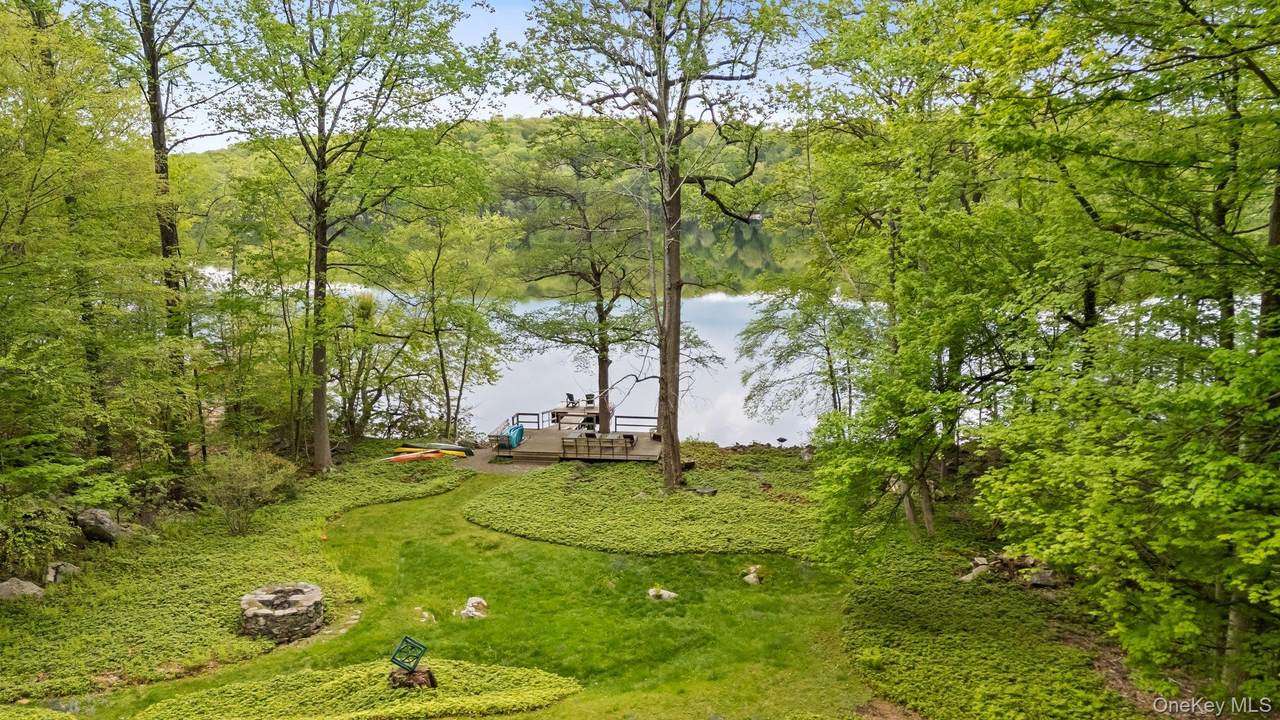 https://bt-photos.global.ssl.fastly.net/wpmls/1280_boomver_1_992041-1.jpg