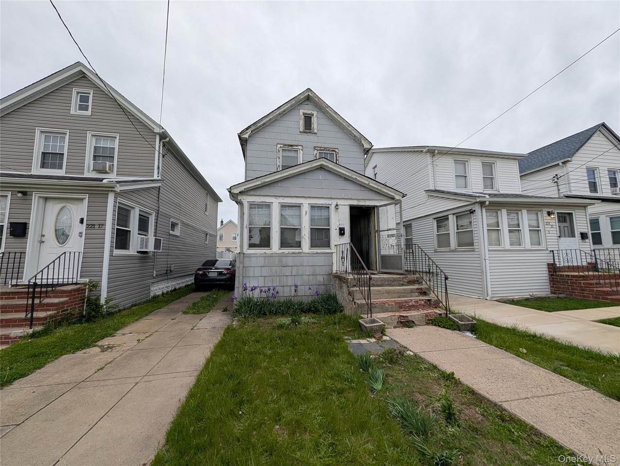 221-19 104th Avenue - Photo 1