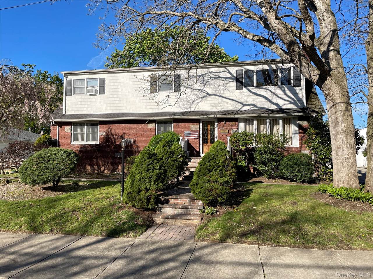581 Grand Avenue - Photo 1