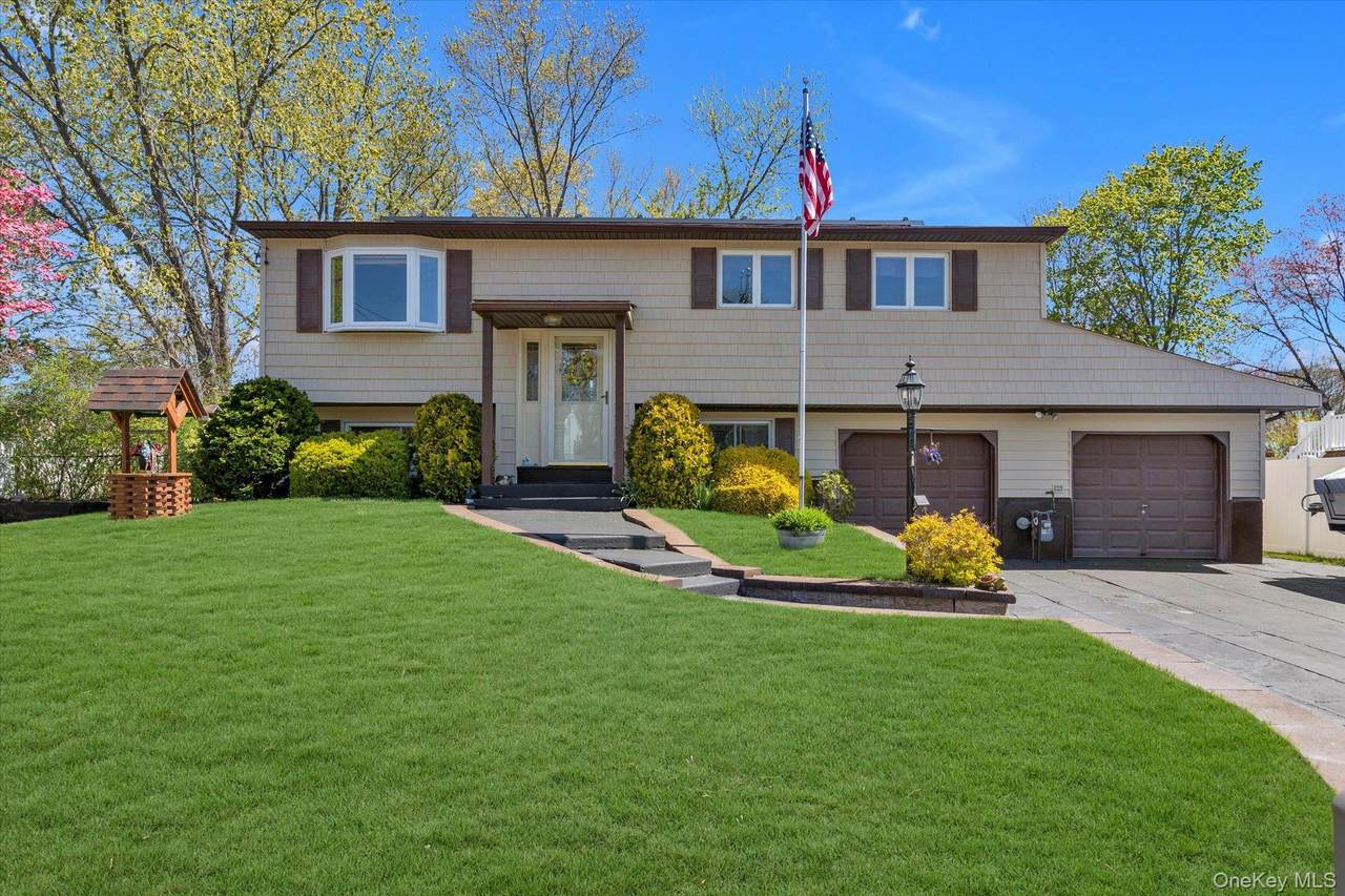 25 Deville Drive - Photo 1