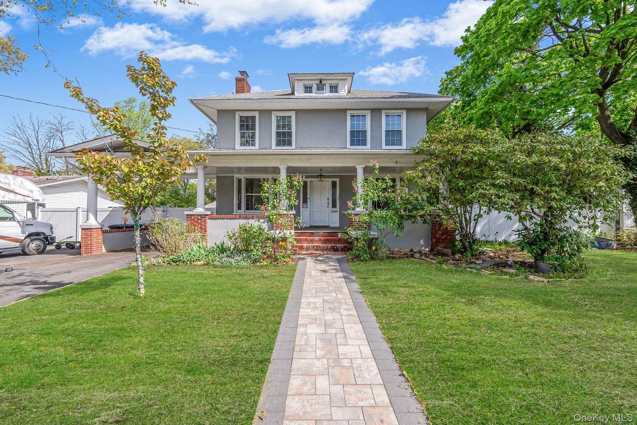 537 Livingston Street - Photo 1