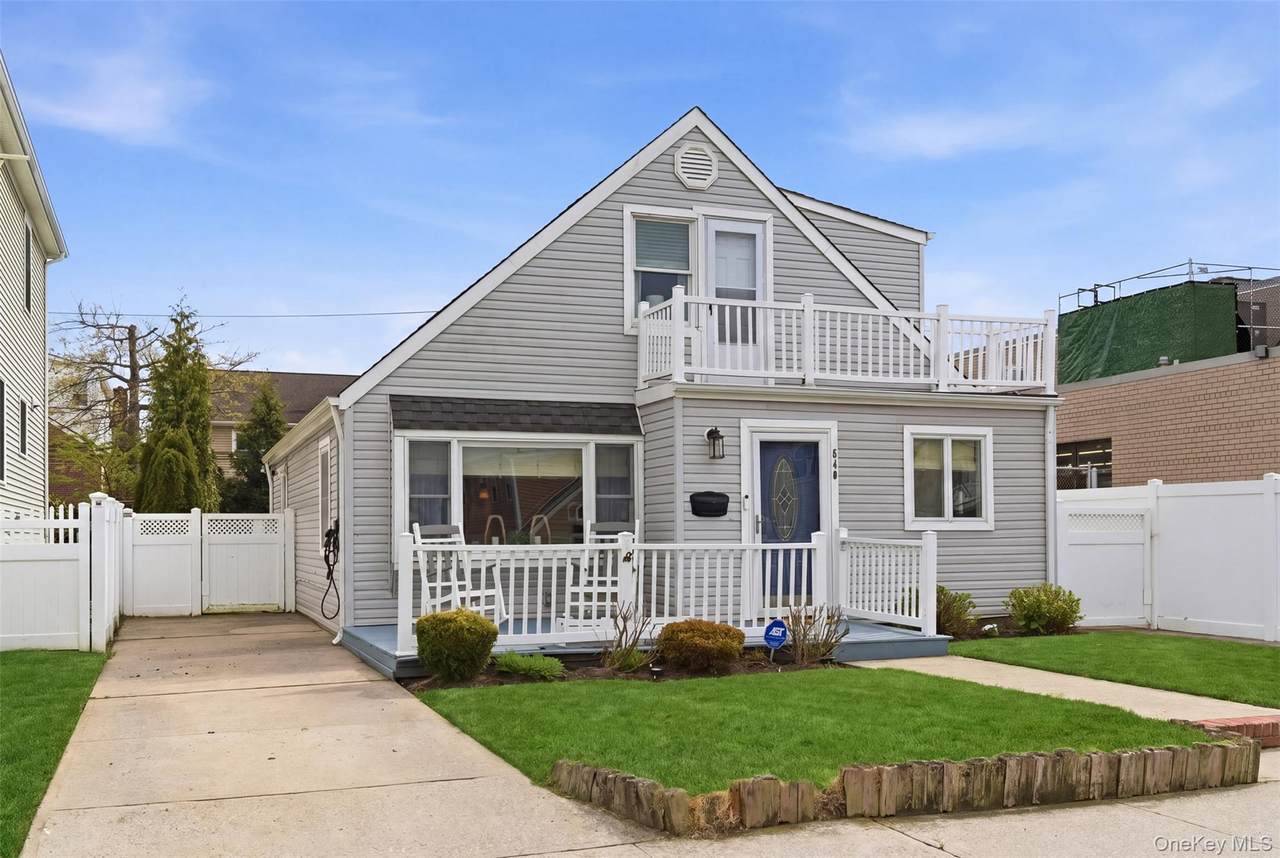 540 Walnut Street - Photo 1