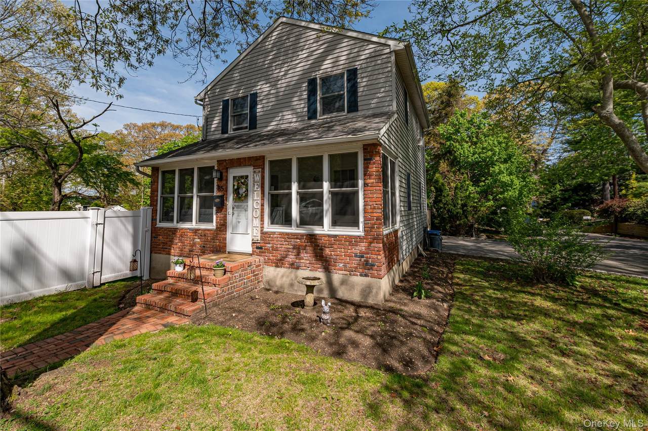 85 23rd Street - Photo 1