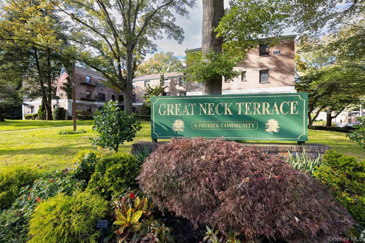 10 Terrace Circle - Photo 1