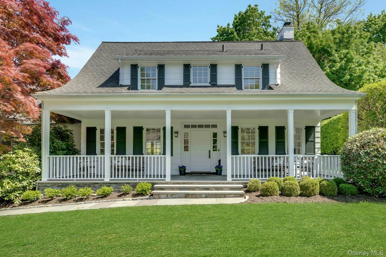 100 Walworth Avenue - Photo 1
