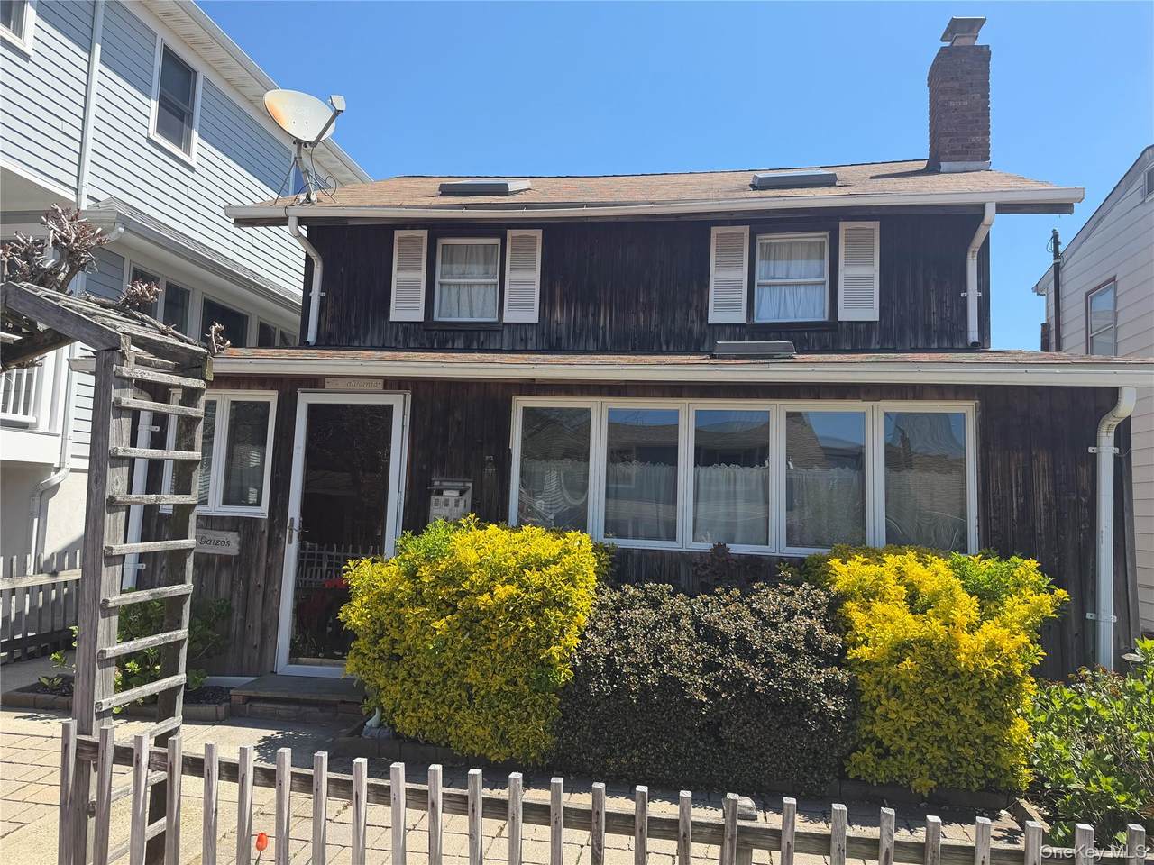 74 California Street - Photo 1
