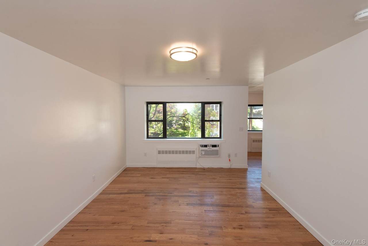 671 Bronx River Road - Photo 1