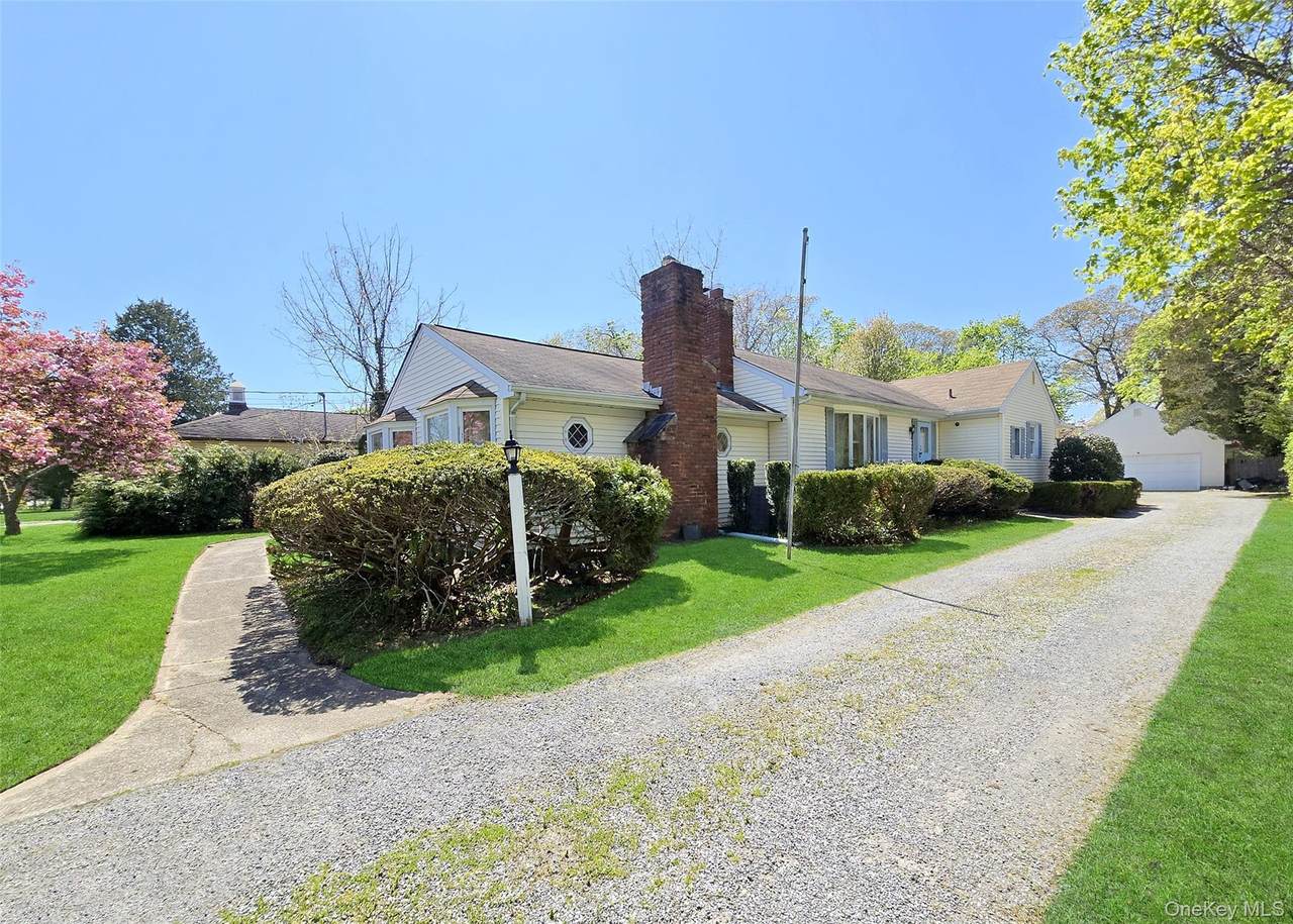 102 Mcconnell Avenue - Photo 1