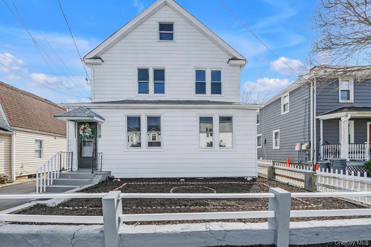 31 Walters Avenue - Photo 1