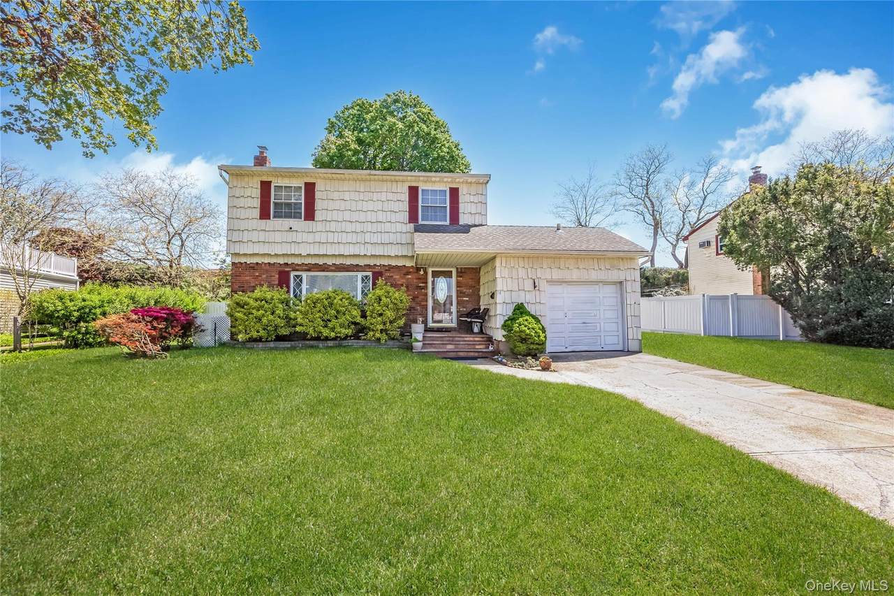 14 Leanore Drive - Photo 1