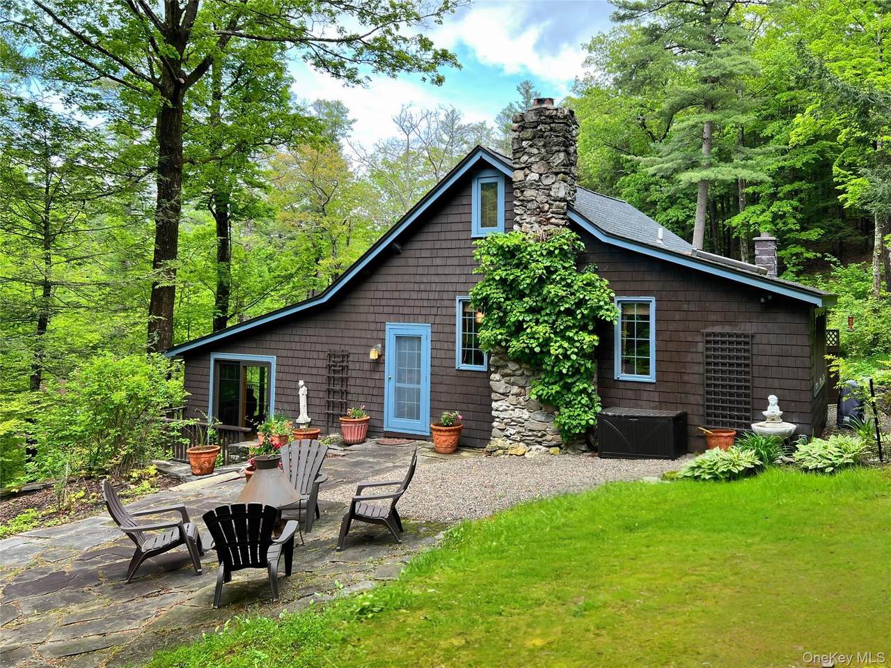 326 Pratt Hill Road - Photo 1