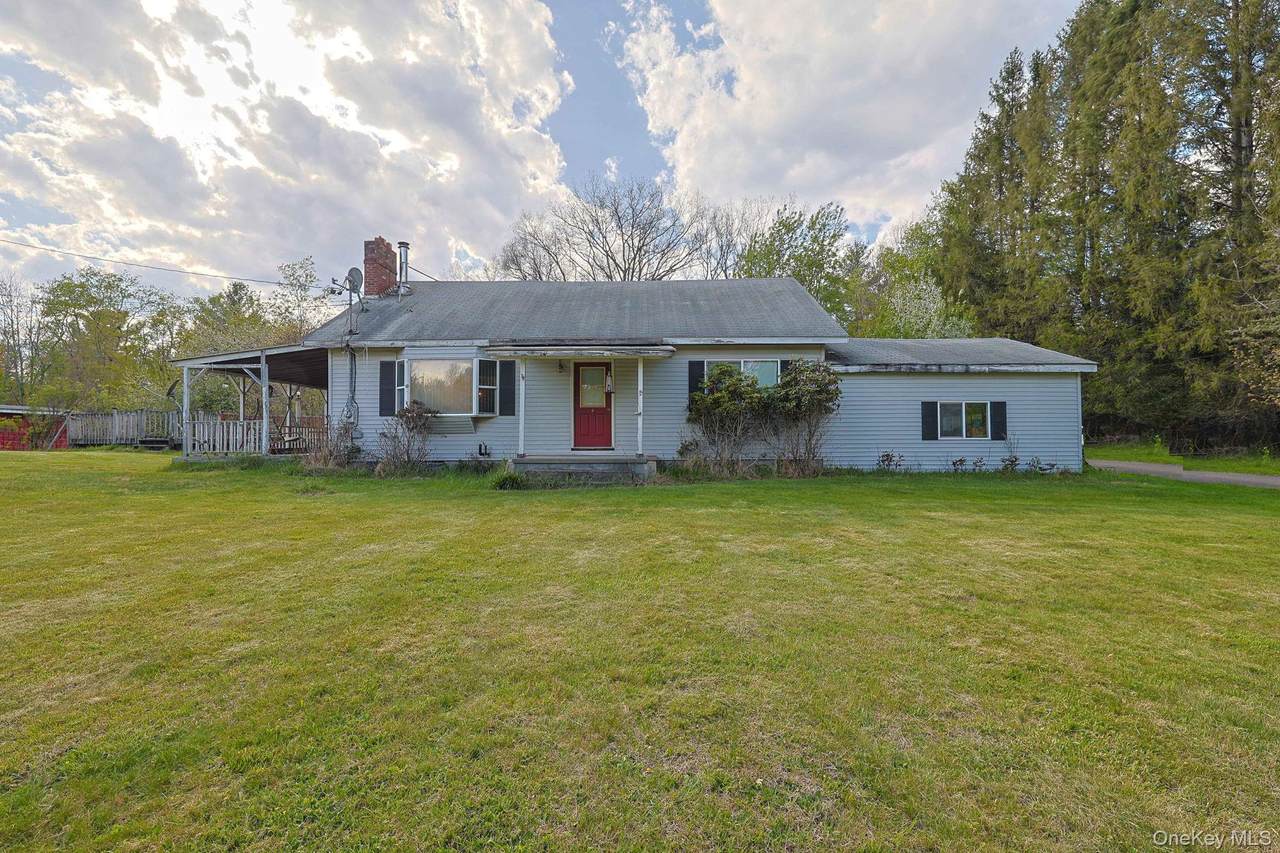 1087 Samsonville Road - Photo 1