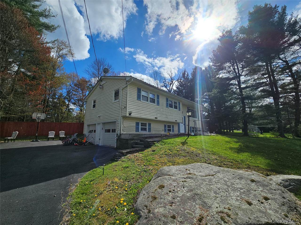 10 Hanover Drive - Photo 1