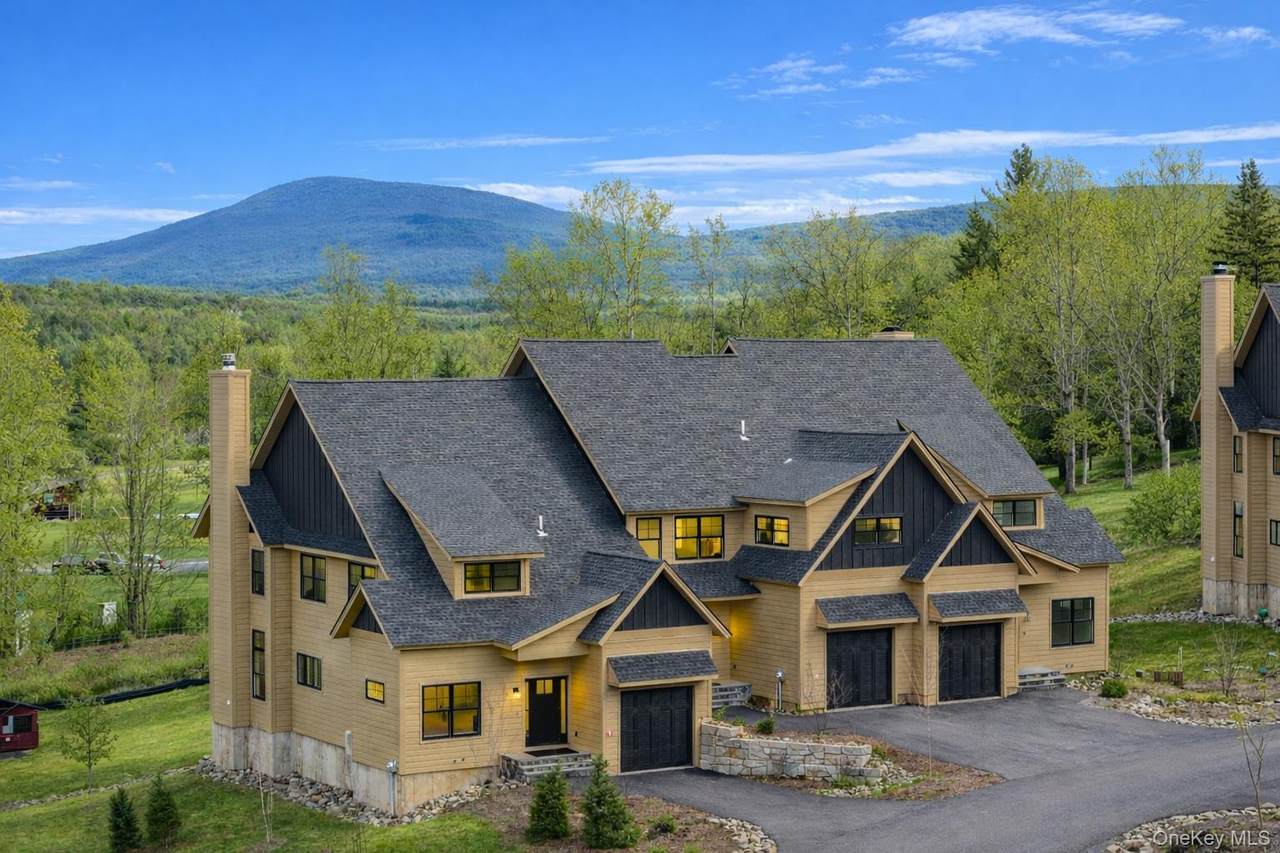 15 Stonewall Lane - Photo 1