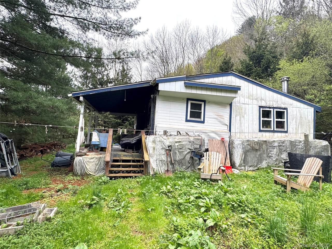 395 Federal Hill Rd 1 - Photo 1