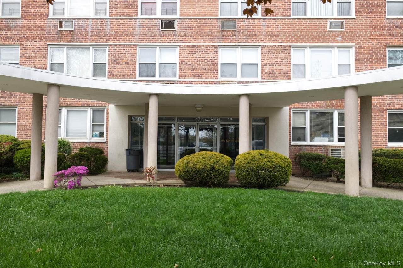 100 Ocean Avenue - Photo 1
