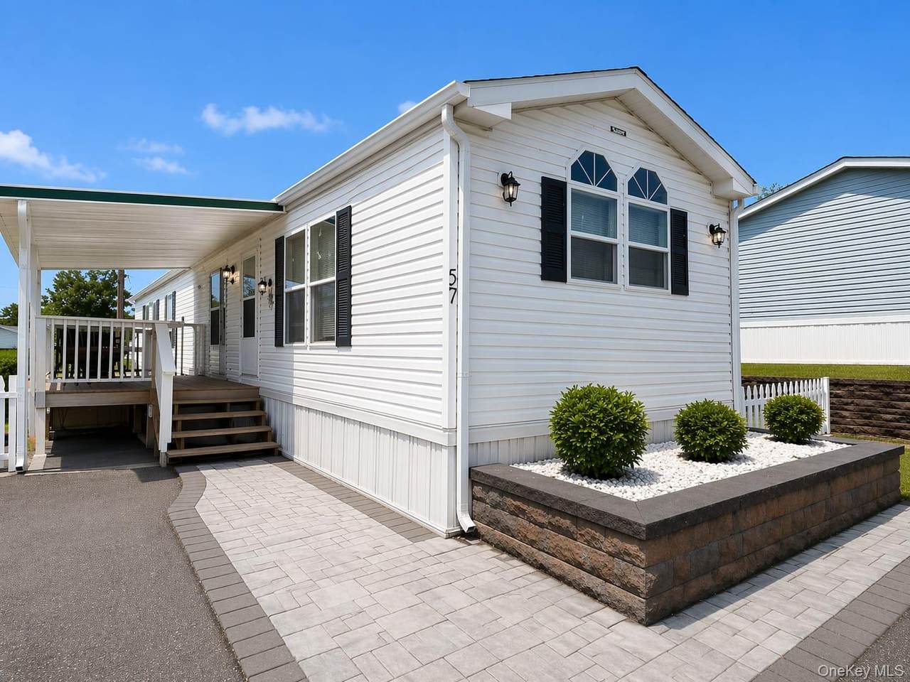 57 Mountain View - Photo 1