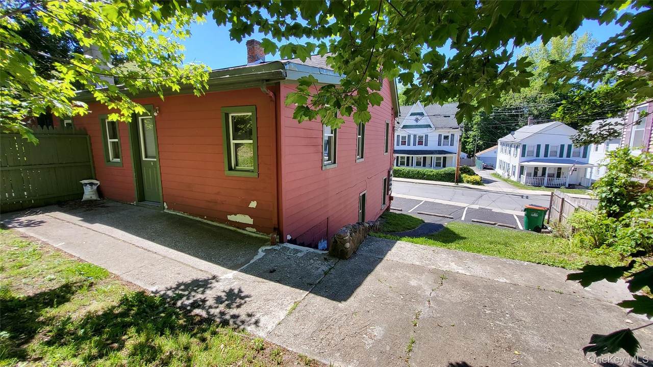 92 Main Street - Photo 1