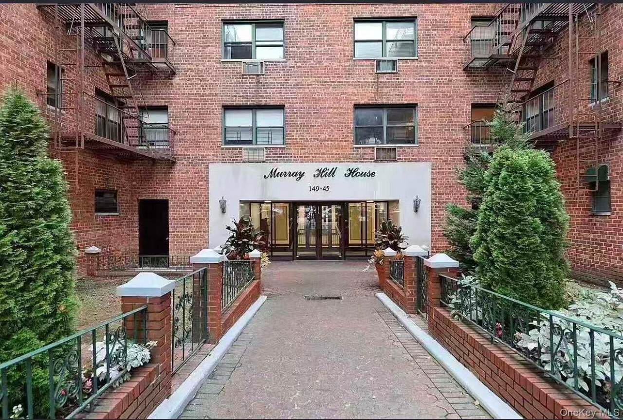149-45 Northern Blvd - Photo 1