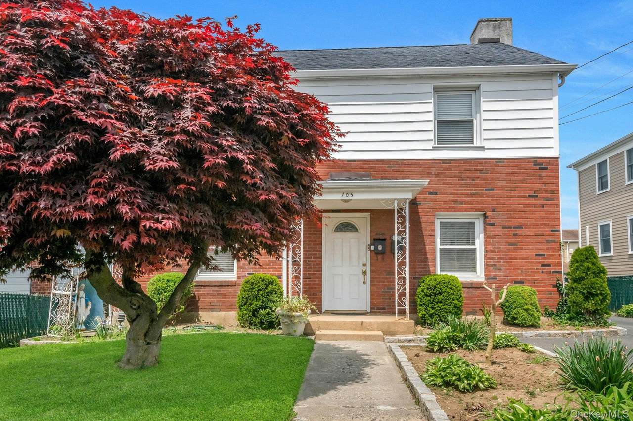 105 Woodside Avenue - Photo 1