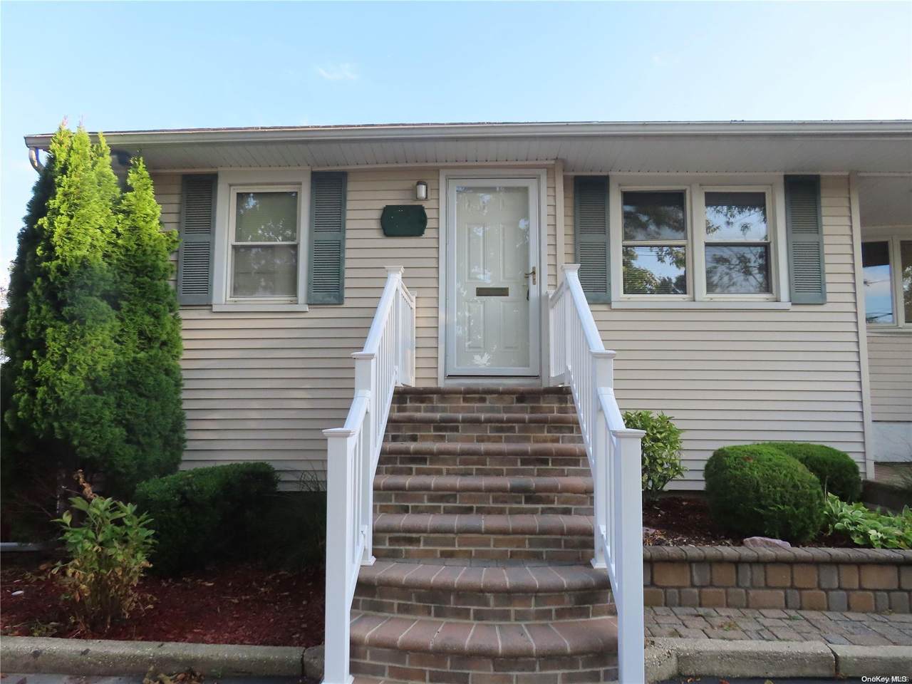 723 Montauk Highway - Photo 1