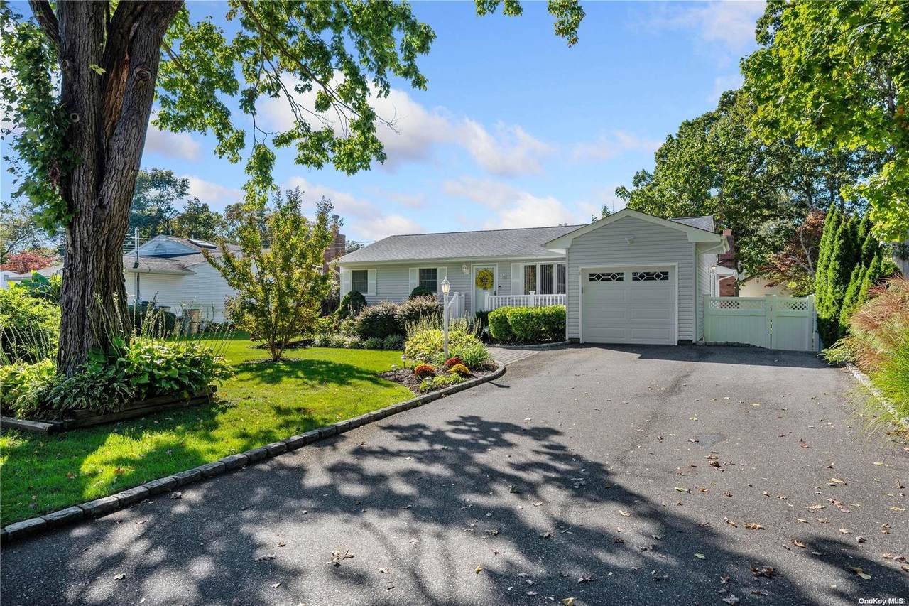 84 Seusing Boulevard - Photo 1