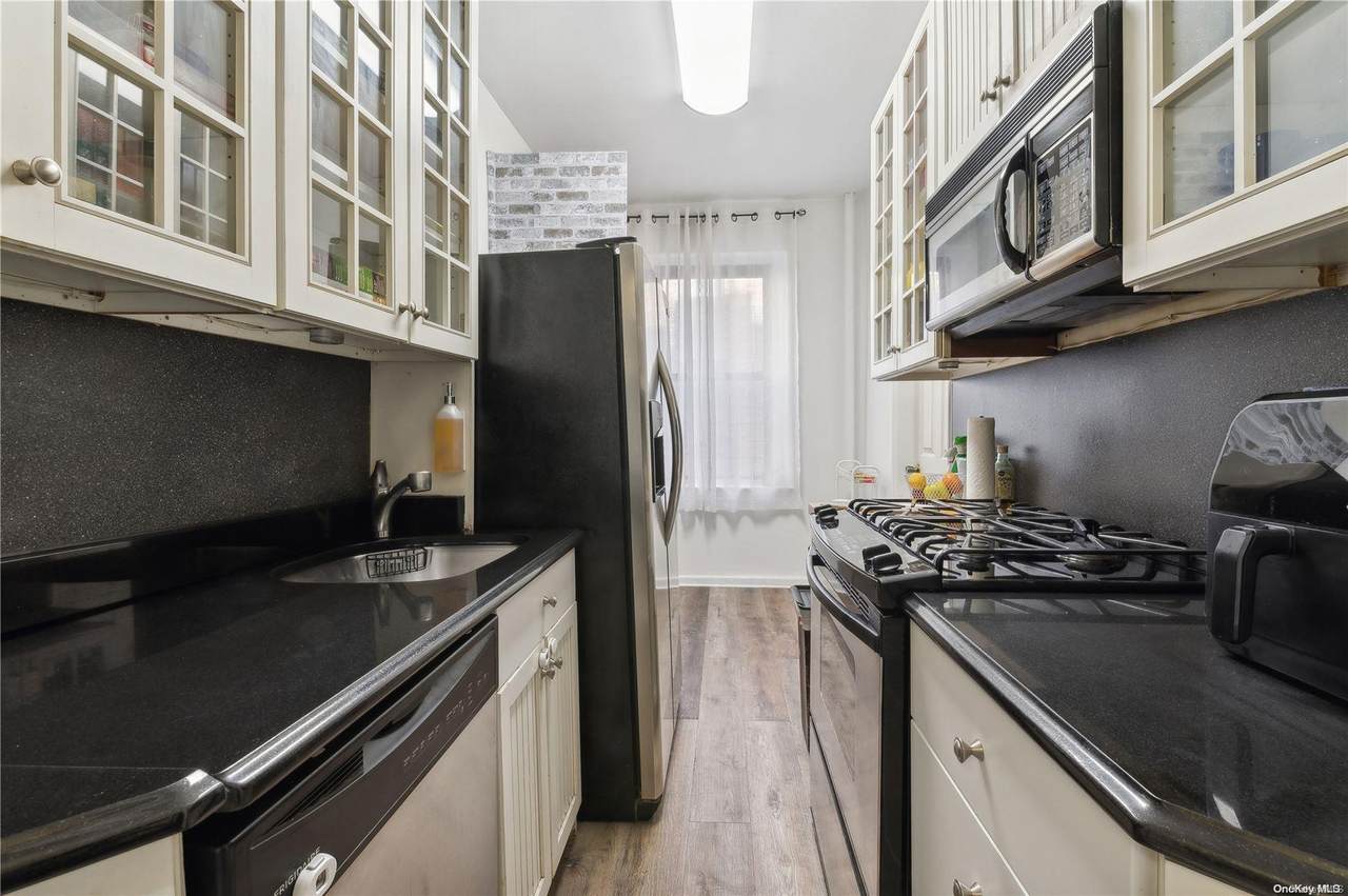 37-21 80 Street - Photo 1