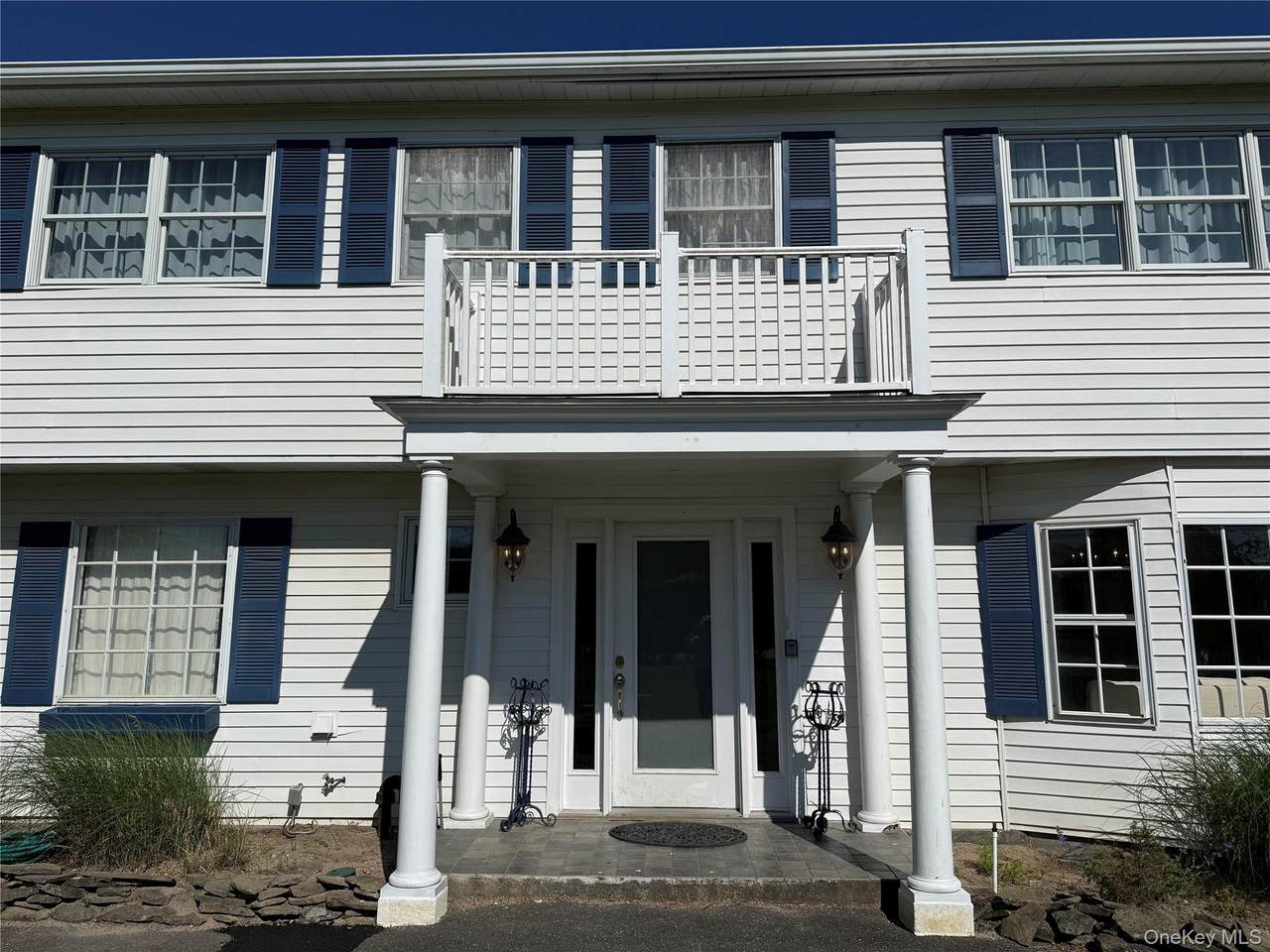 250 Oneck Lane - Photo 1