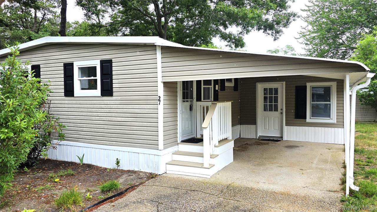 525 Riverleigh Avenue - Photo 1