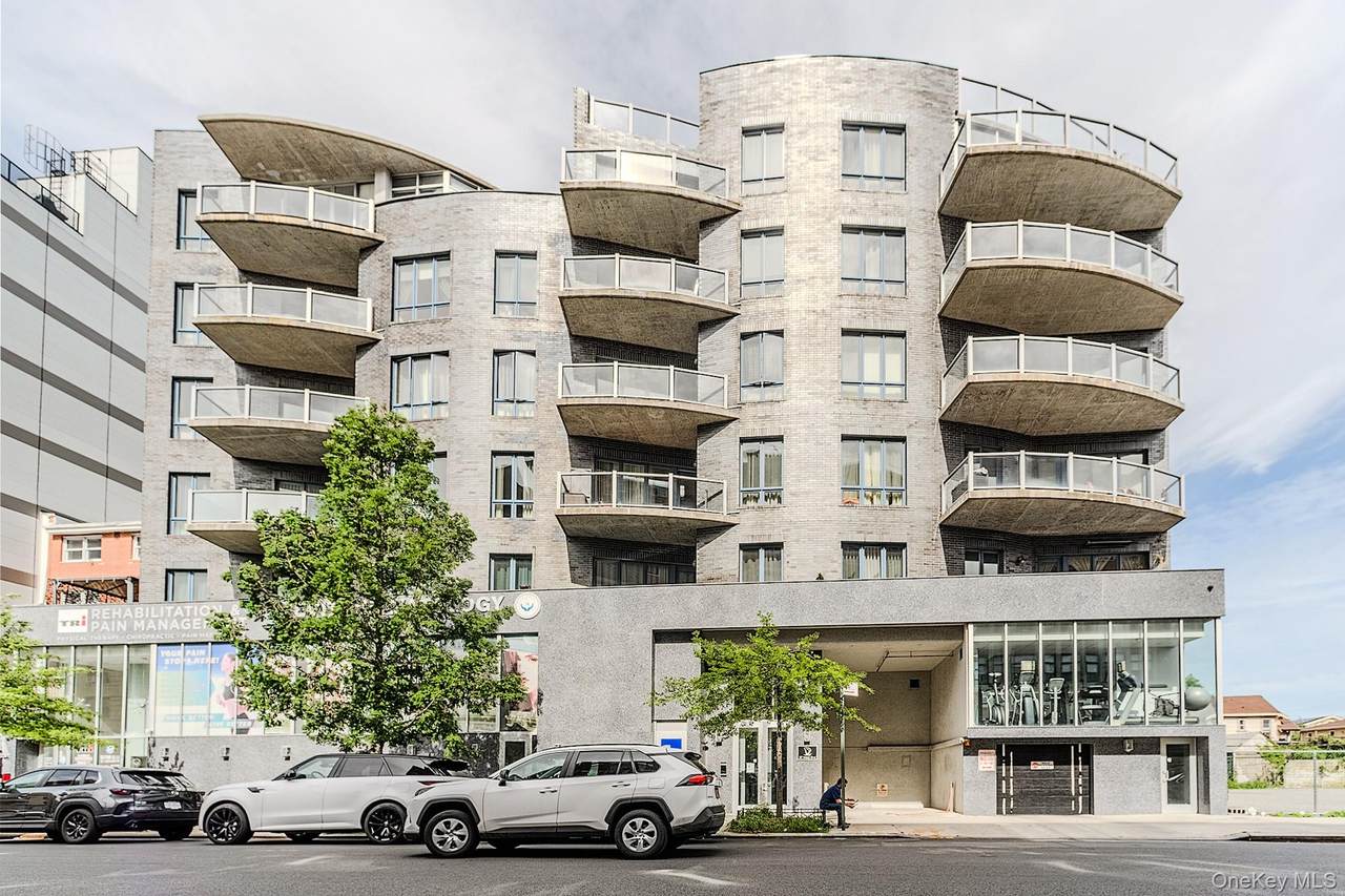 37 End Avenue - Photo 1