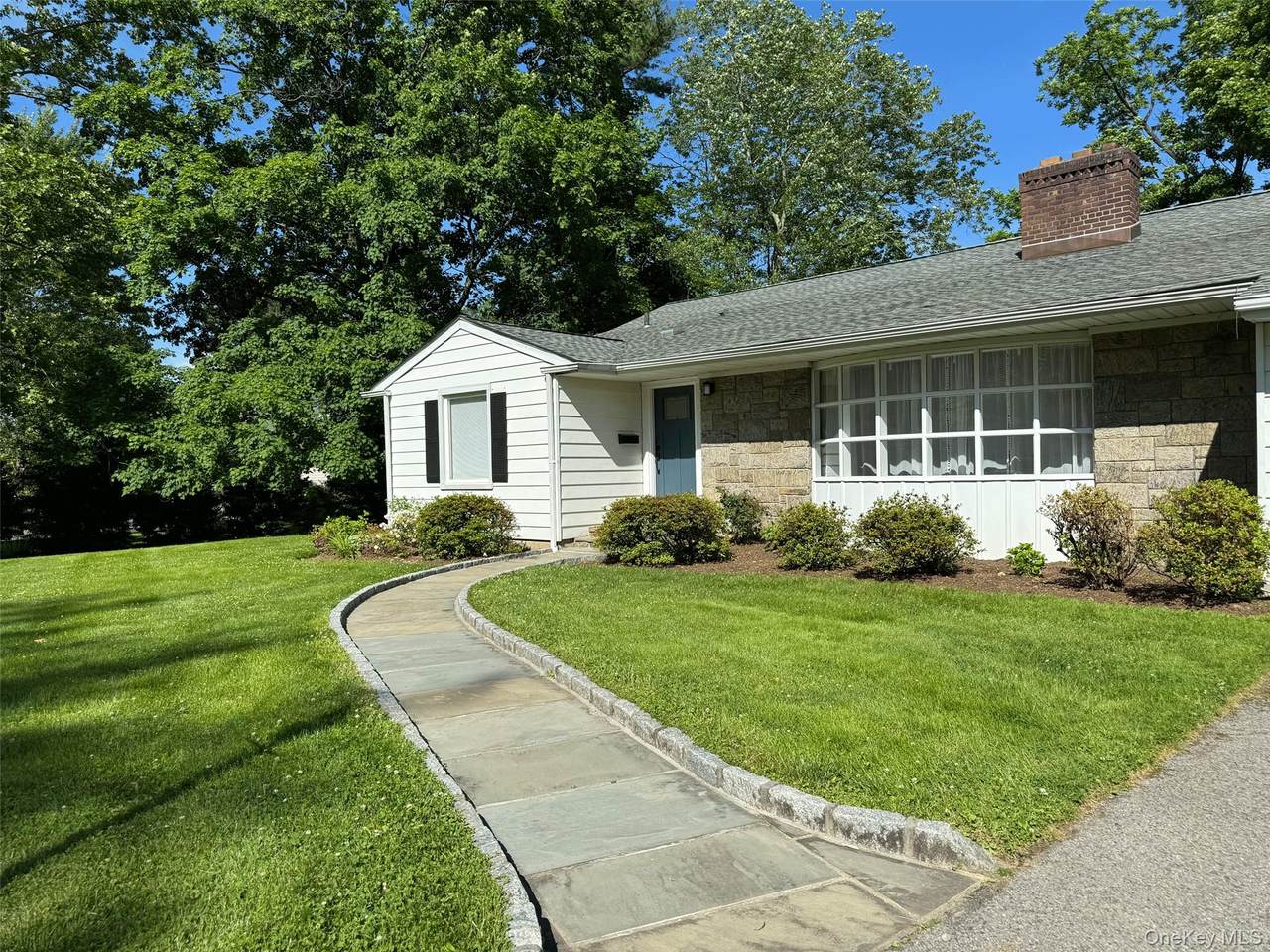 3 Stonewall Lane - Photo 1