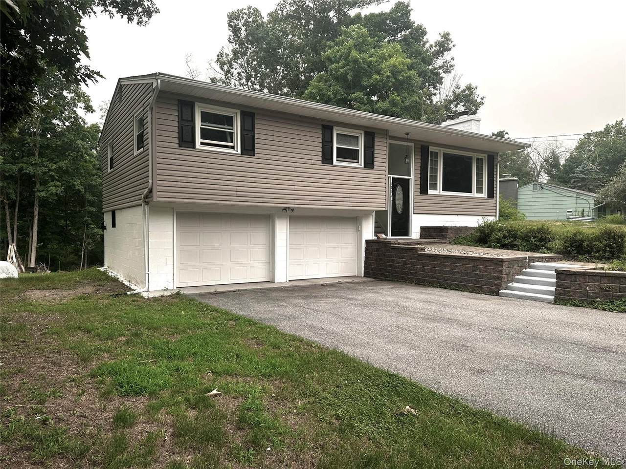 171 Roosevelt Road - Photo 1