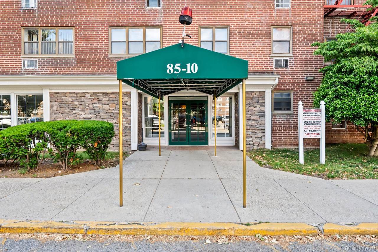 85-10 151 Avenue - Photo 1