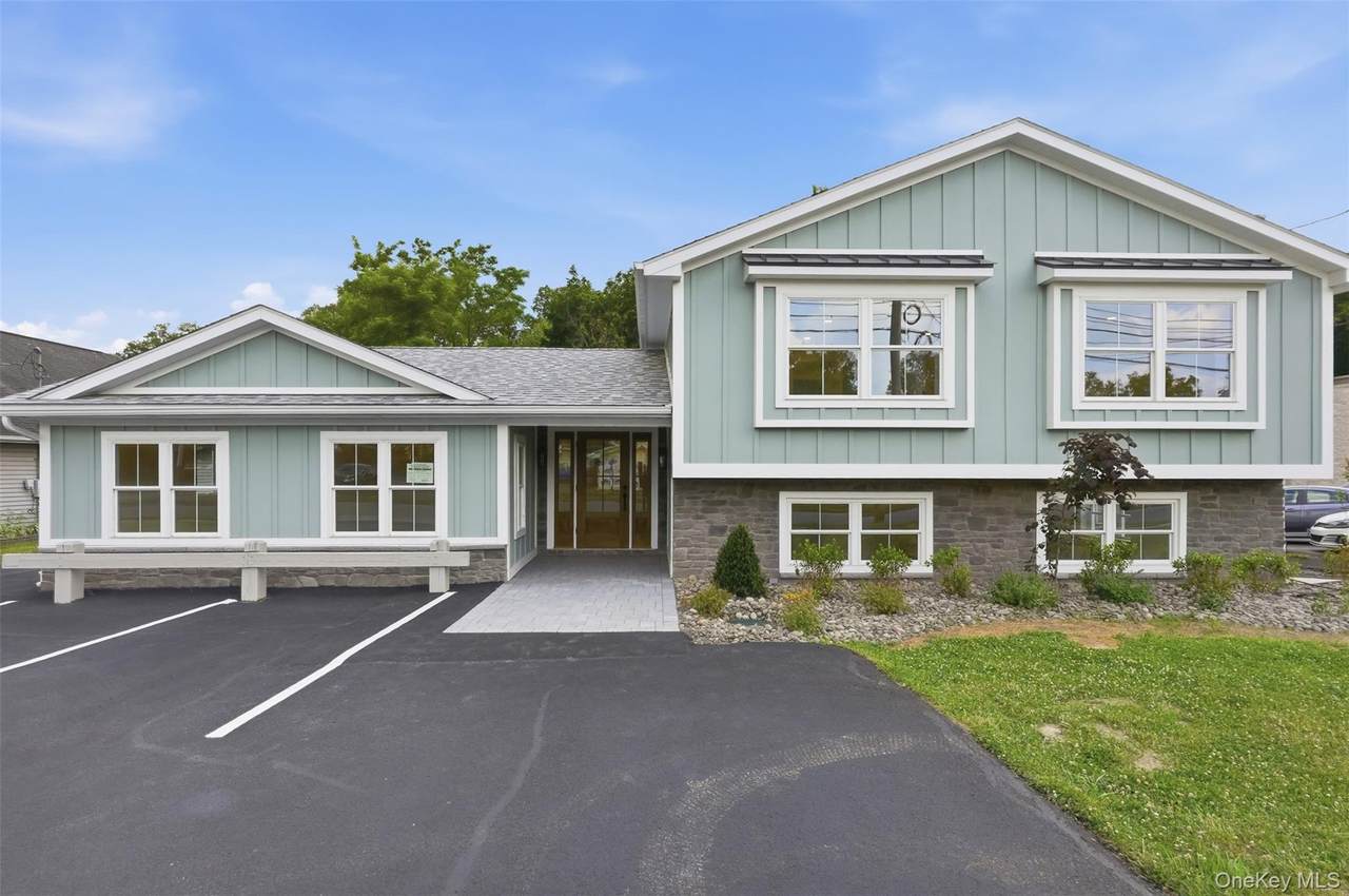 313 Fullerton Avenue - Photo 1