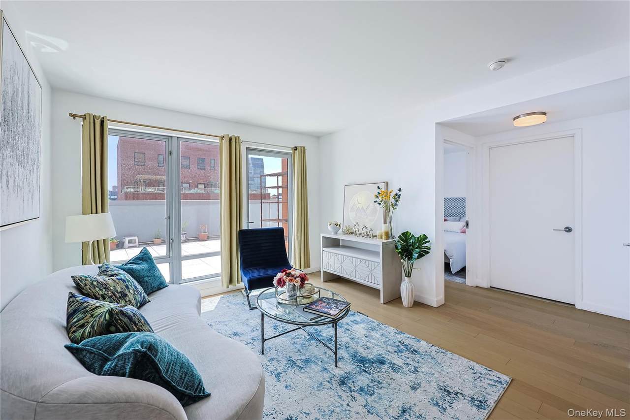 13835 39th Avenue - Photo 1