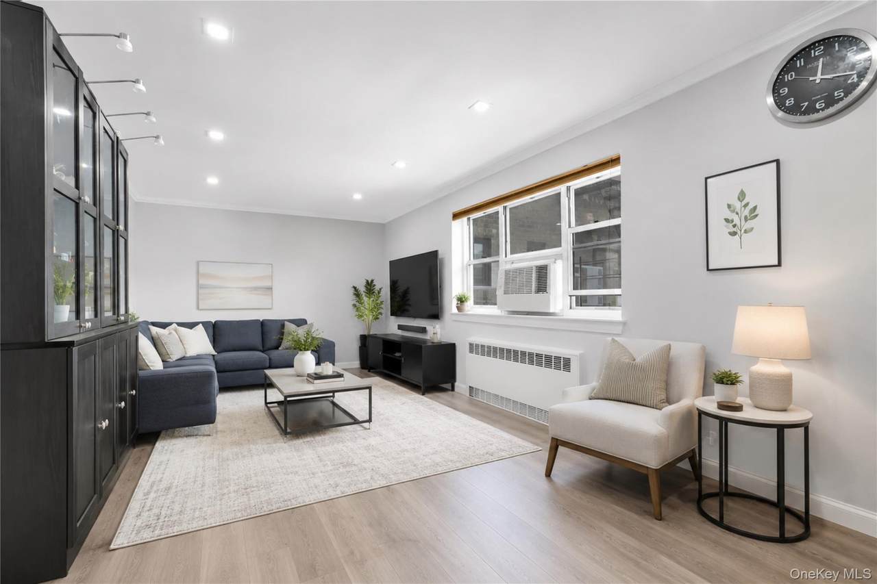 2909 137th Street - Photo 1