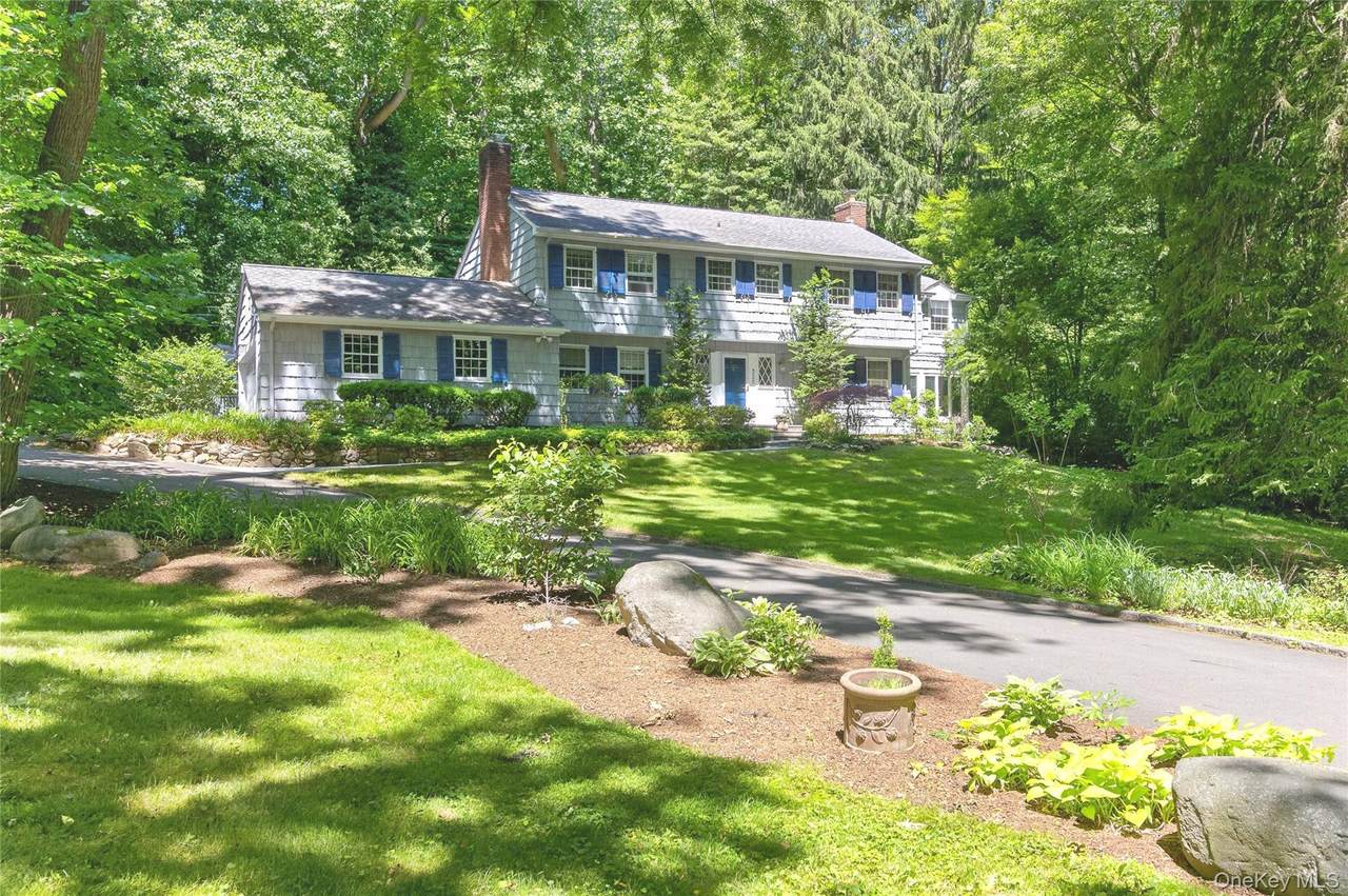 325 Birch Hill Road - Photo 1