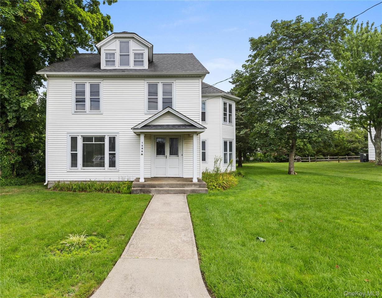 1586 Main Road - Photo 1
