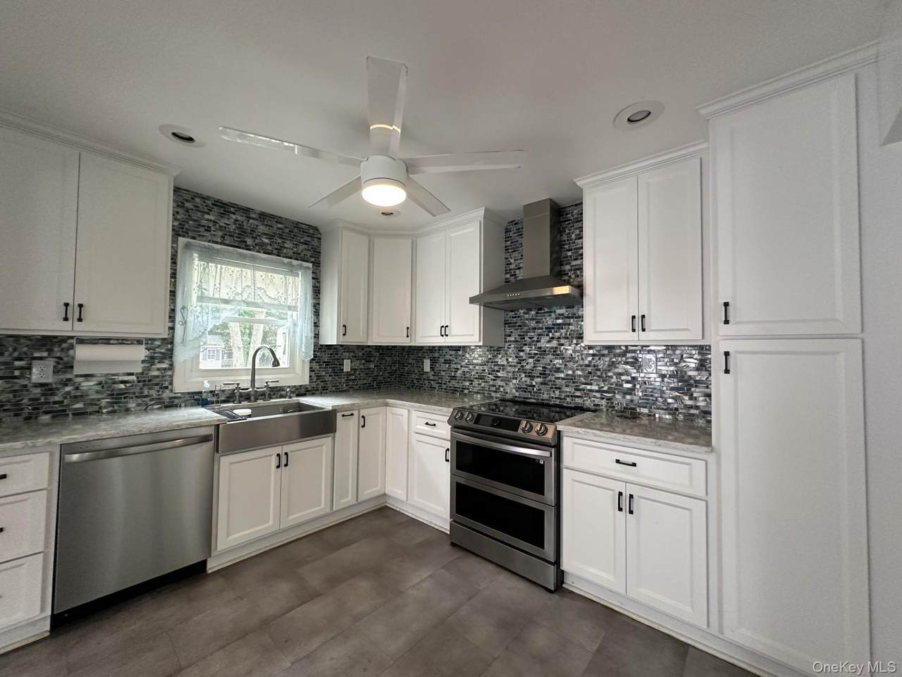 30 Robinwood Street - Photo 1