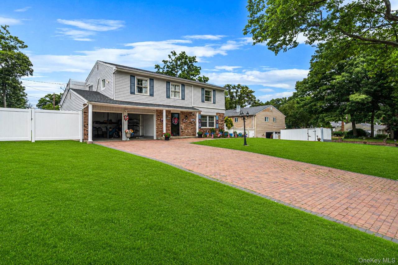 23 Essex Drive - Photo 1