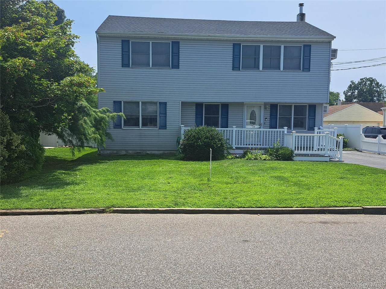 54 17th Street - Photo 1