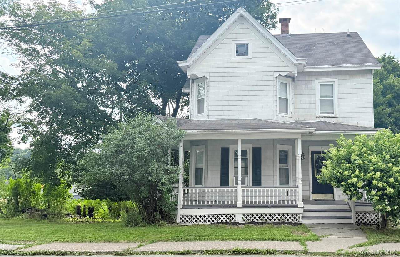 18 Pleasant Avenue - Photo 1
