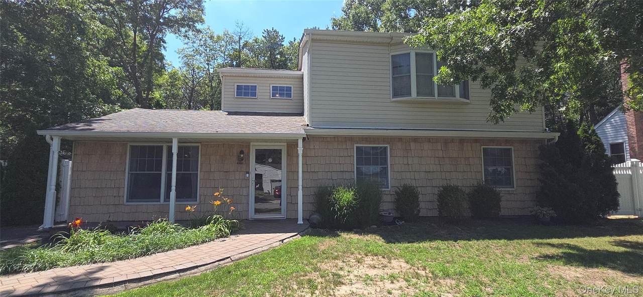 132 13th Avenue - Photo 1