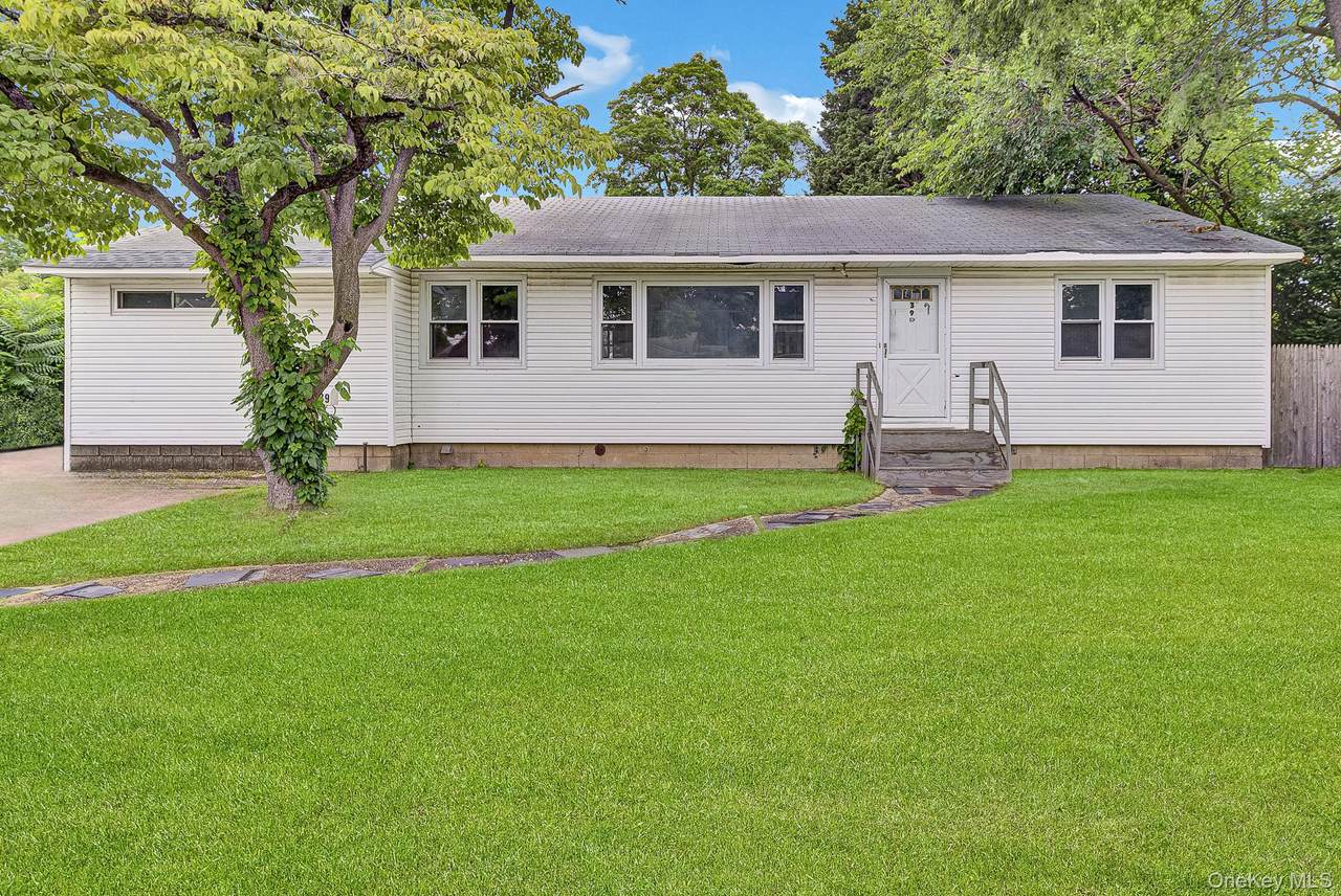39 3rd Avenue - Photo 1