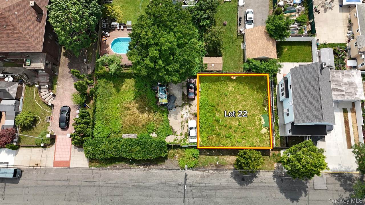 829 Dean Avenue - Photo 1