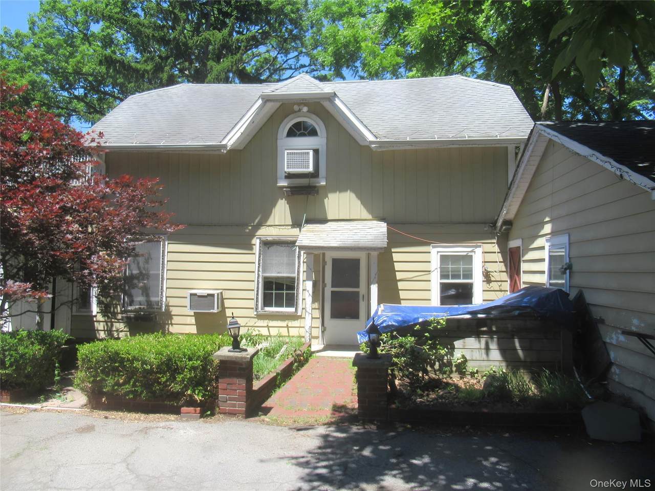 2 Academy Avenue - Photo 1